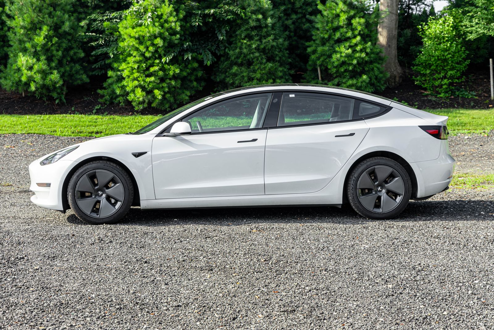 2021 Tesla Model 3 Long Range photo 4