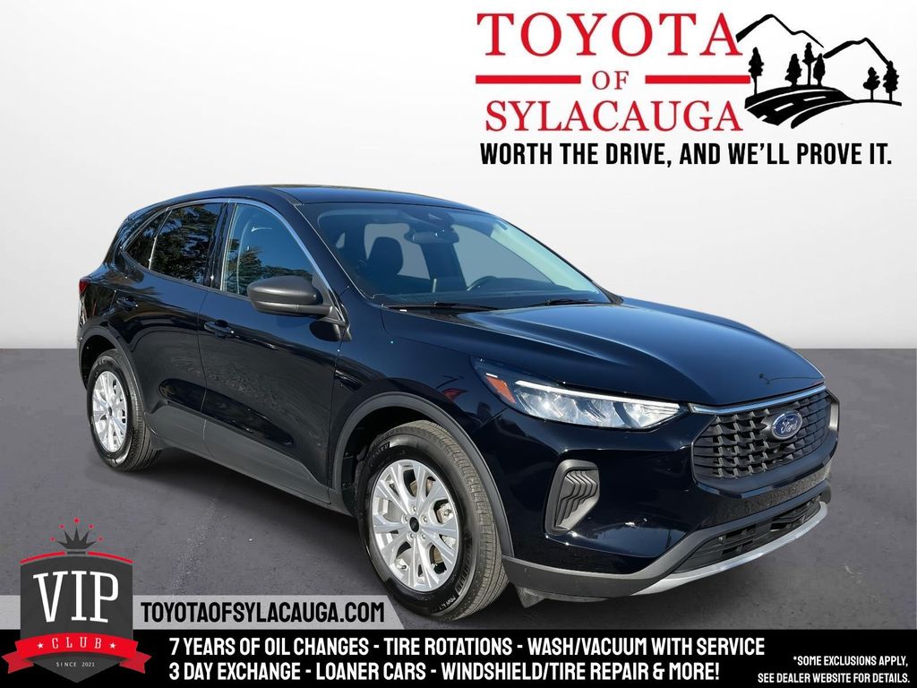 2024 Ford Escape Active's photo