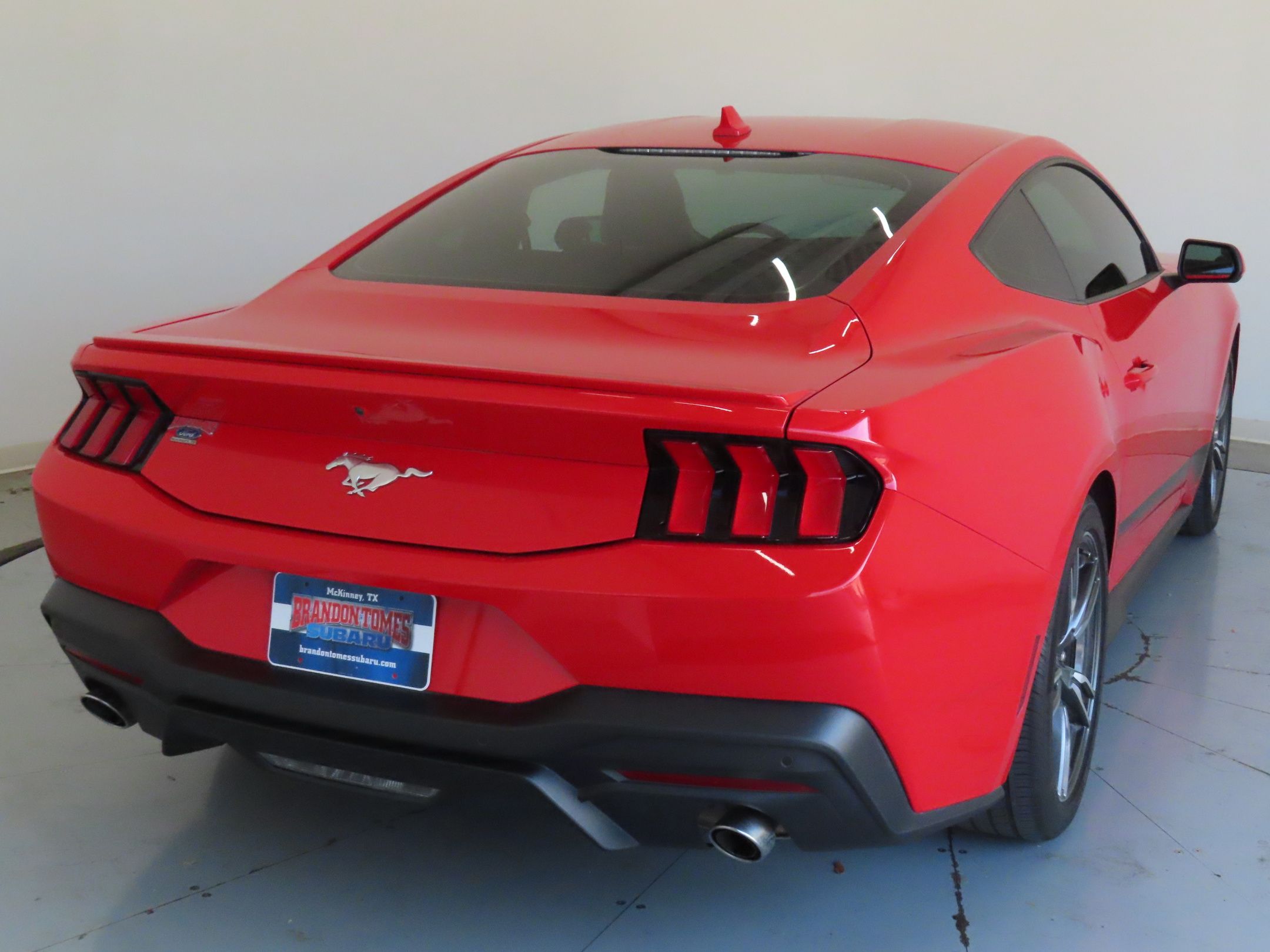 2024 Ford Mustang EcoBoost Premium photo 3