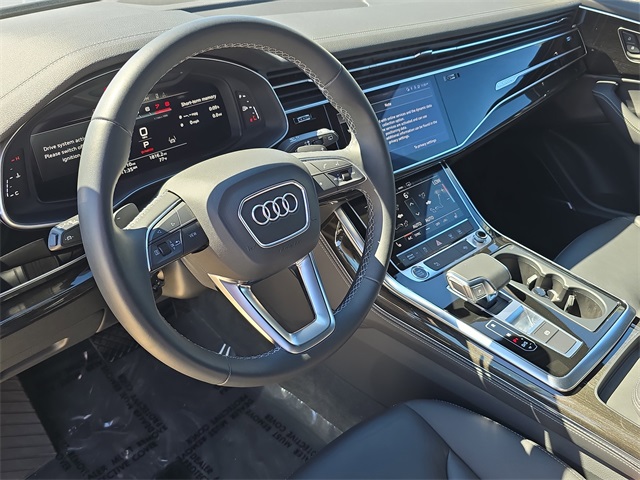 2025 Audi Q7 55 Premium Plus photo 17