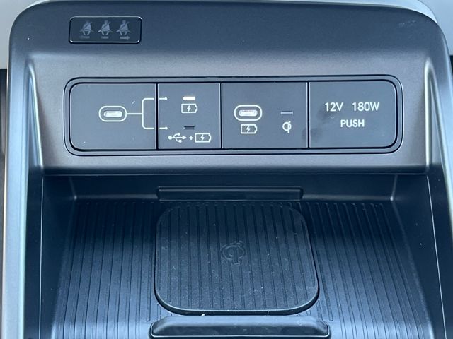 2026 Hyundai Kona SEL photo 24