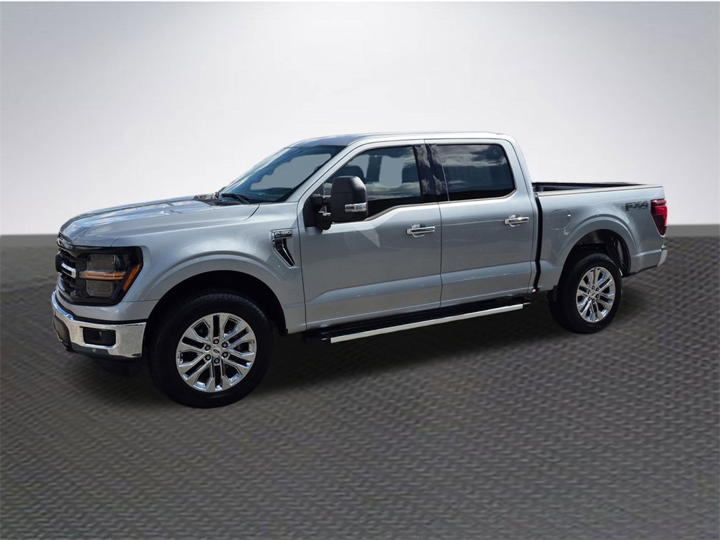 2025 Ford F-150 XLT photo 2