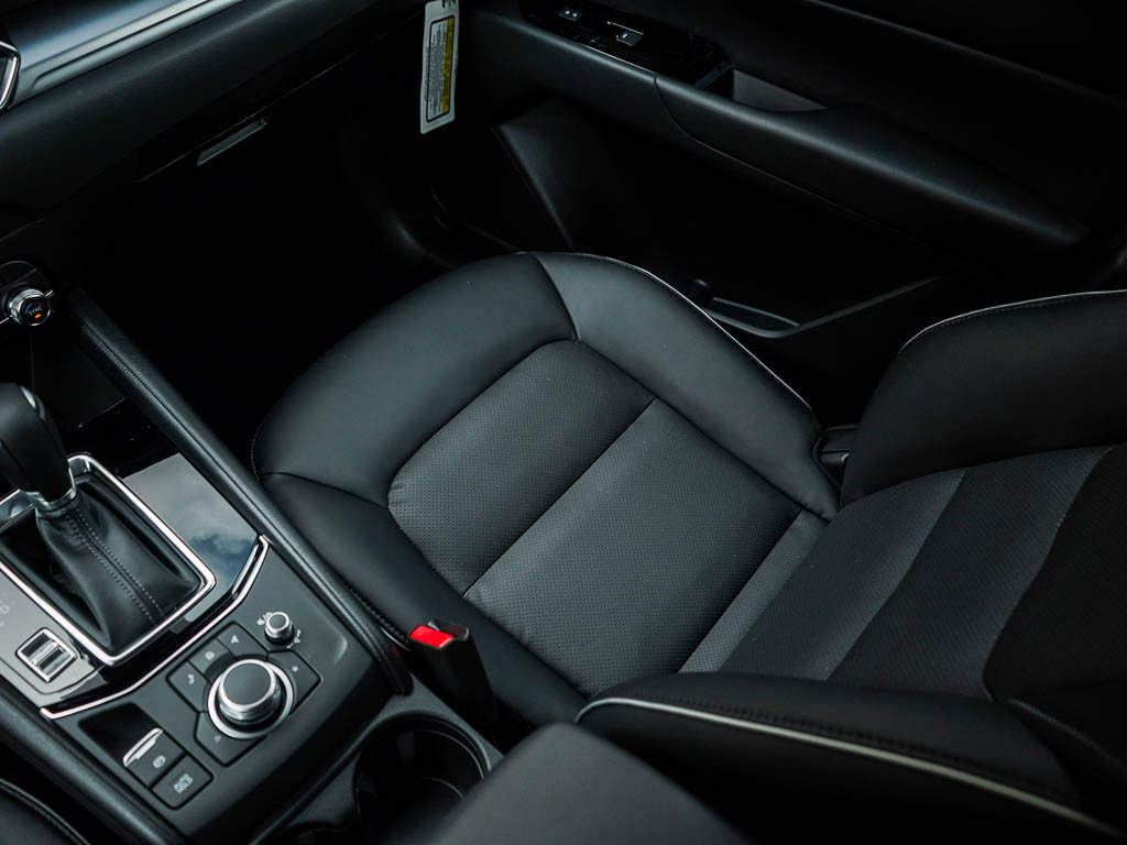 2025 Mazda CX-5 2.5 Select photo 24