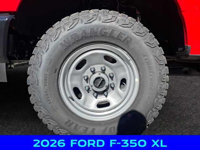 2026 Ford F-350 photo 13