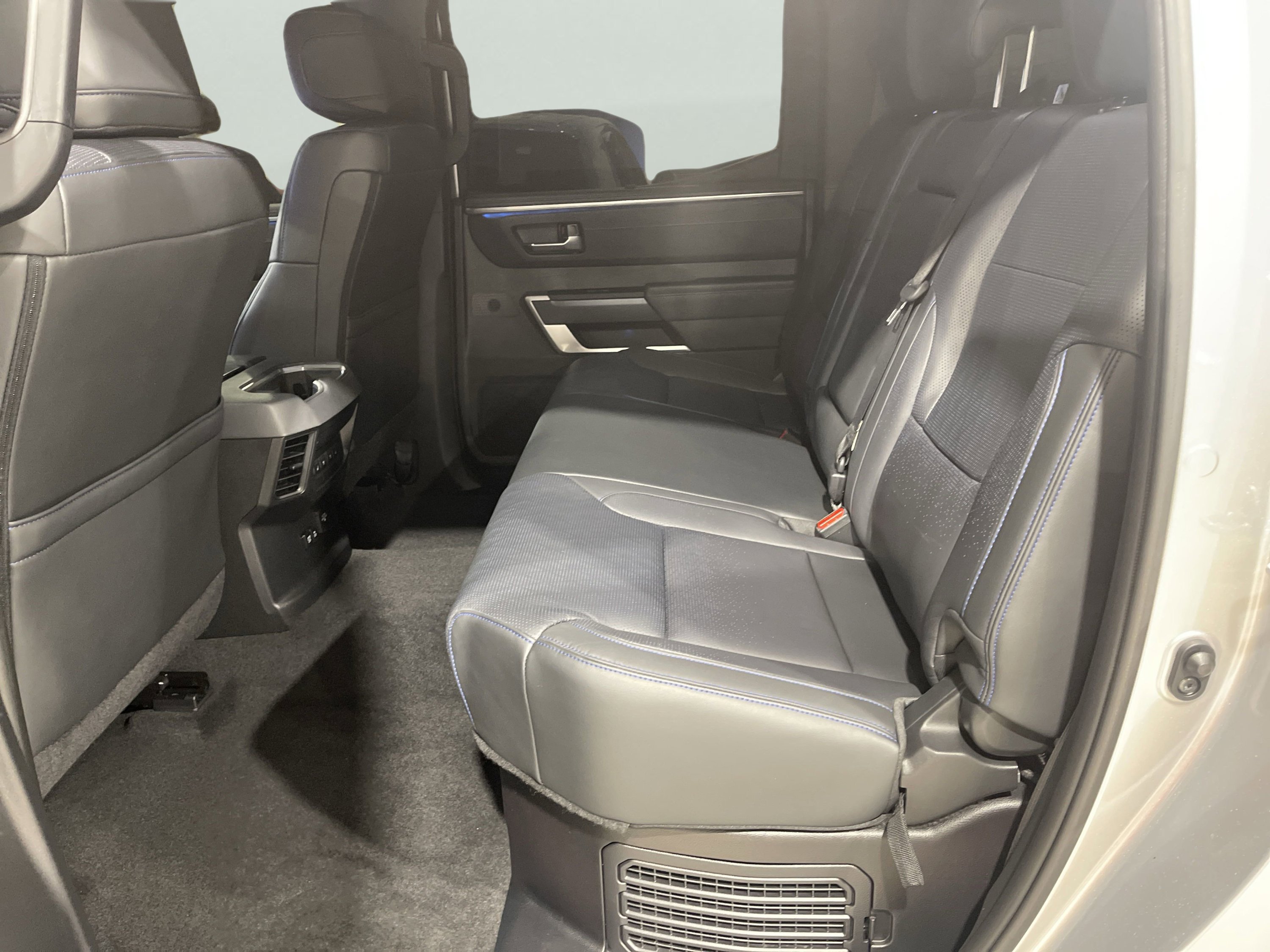 2023 Toyota Tundra Platinum photo 10
