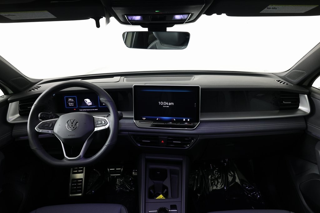 2025 Volkswagen Tiguan SE R-Line Black photo 4