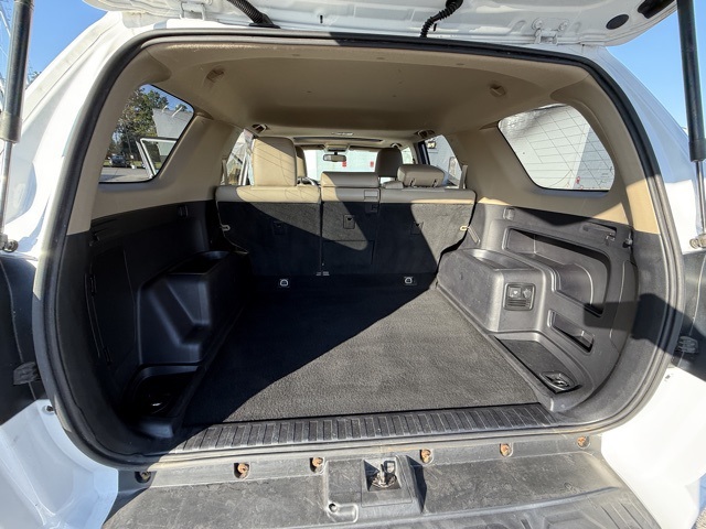 2016 Toyota 4Runner SR5 Premium photo 25