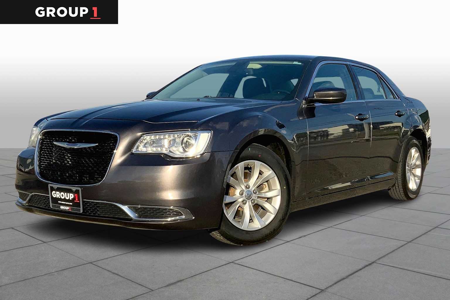 2021 Chrysler 300 Touring