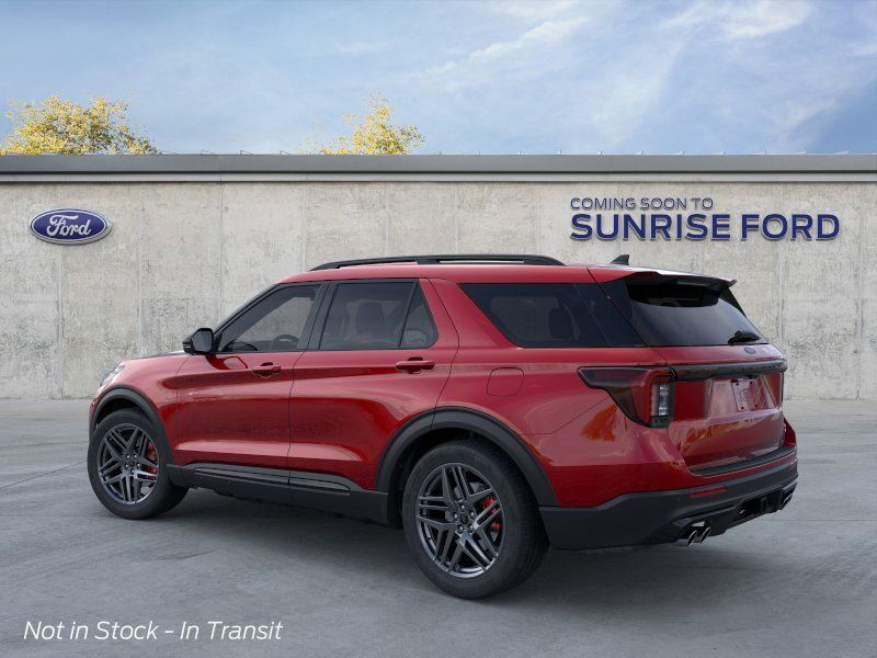 2025 Ford Explorer ST photo 4