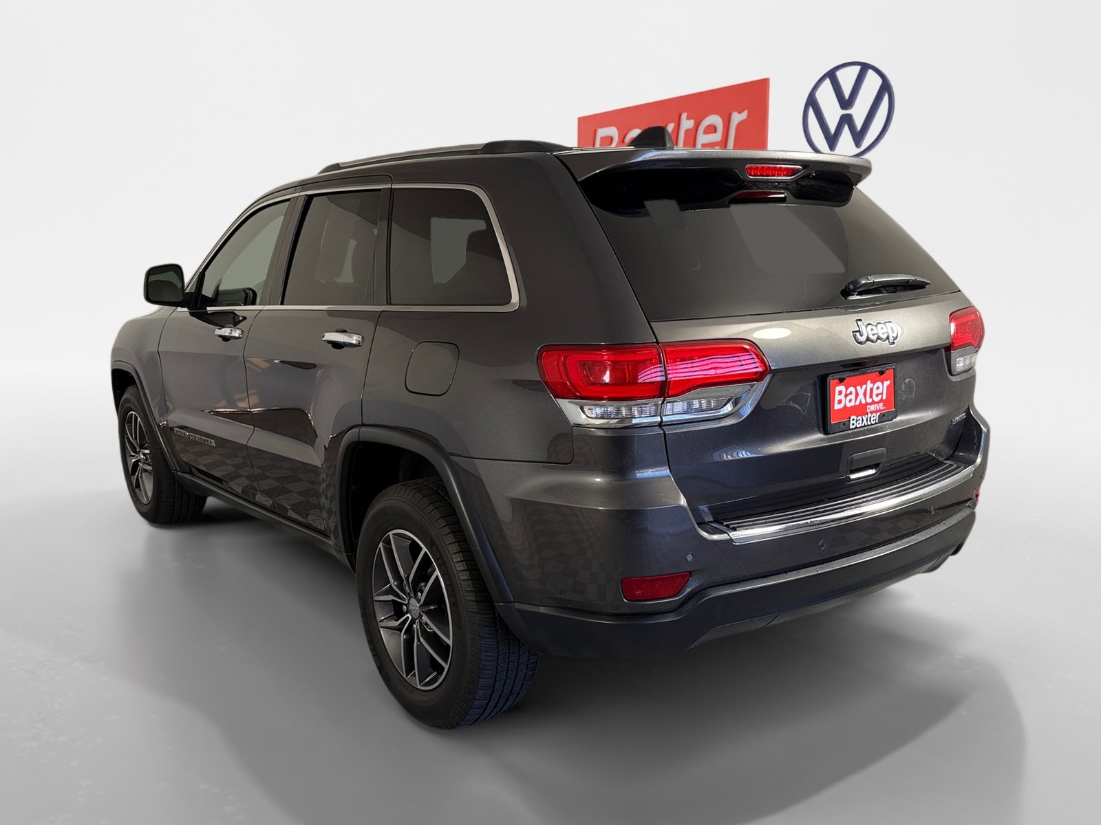 2018 Jeep Grand Cherokee Limited photo 2