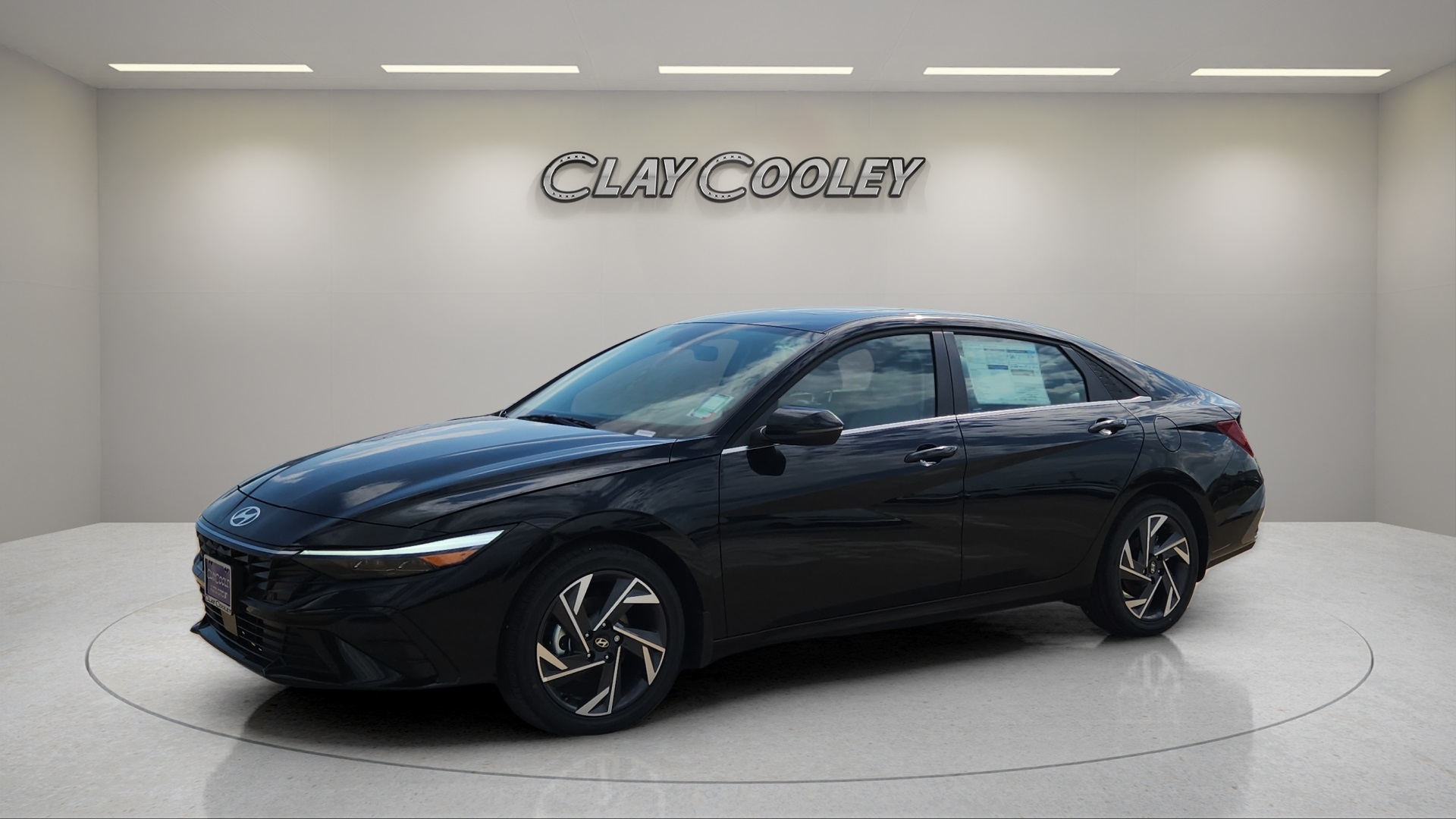 2025 Hyundai Elantra Limited photo 7