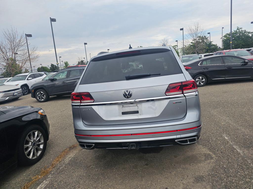2021 Volkswagen Atlas V6 SE Technology R-Line photo 4