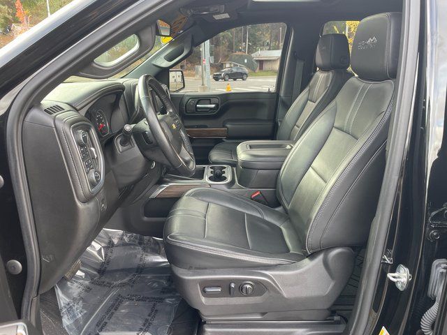 2022 Chevrolet Silverado 1500 High Country photo 2