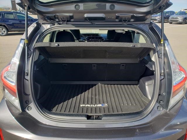 2018 Toyota Prius C Two photo 7