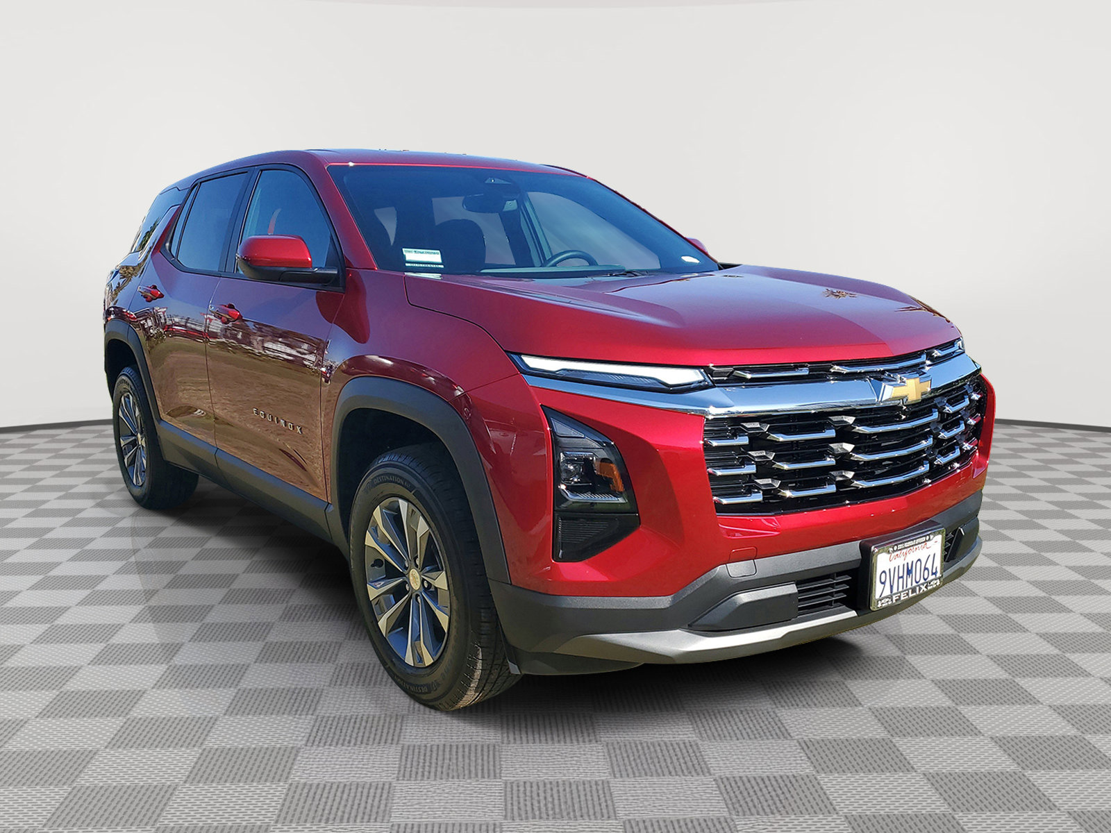 2025 Chevrolet Equinox LT photo 2