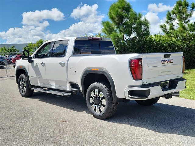 2025 Gmc Sierra 2500 HD Denali photo 3