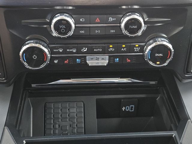 2026 Ford F-250 Lariat photo 13