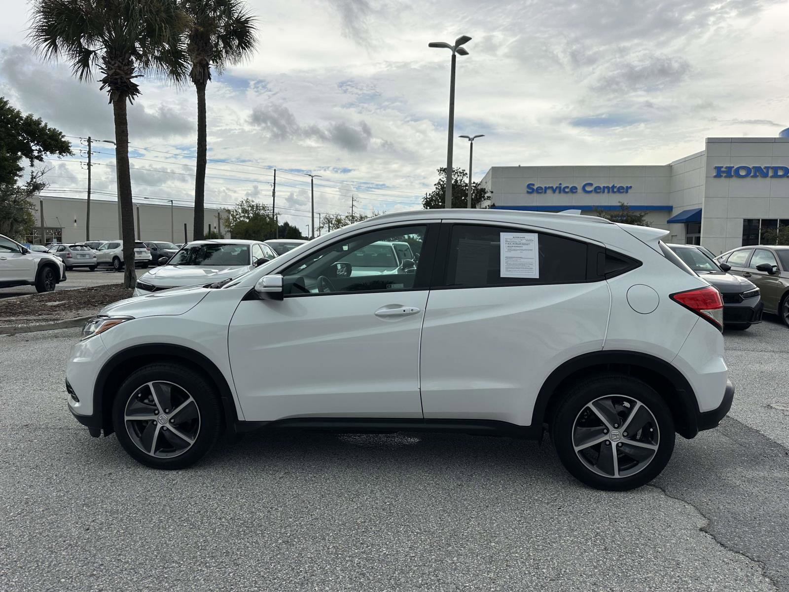 2022 Honda HR-V EX-L photo 4