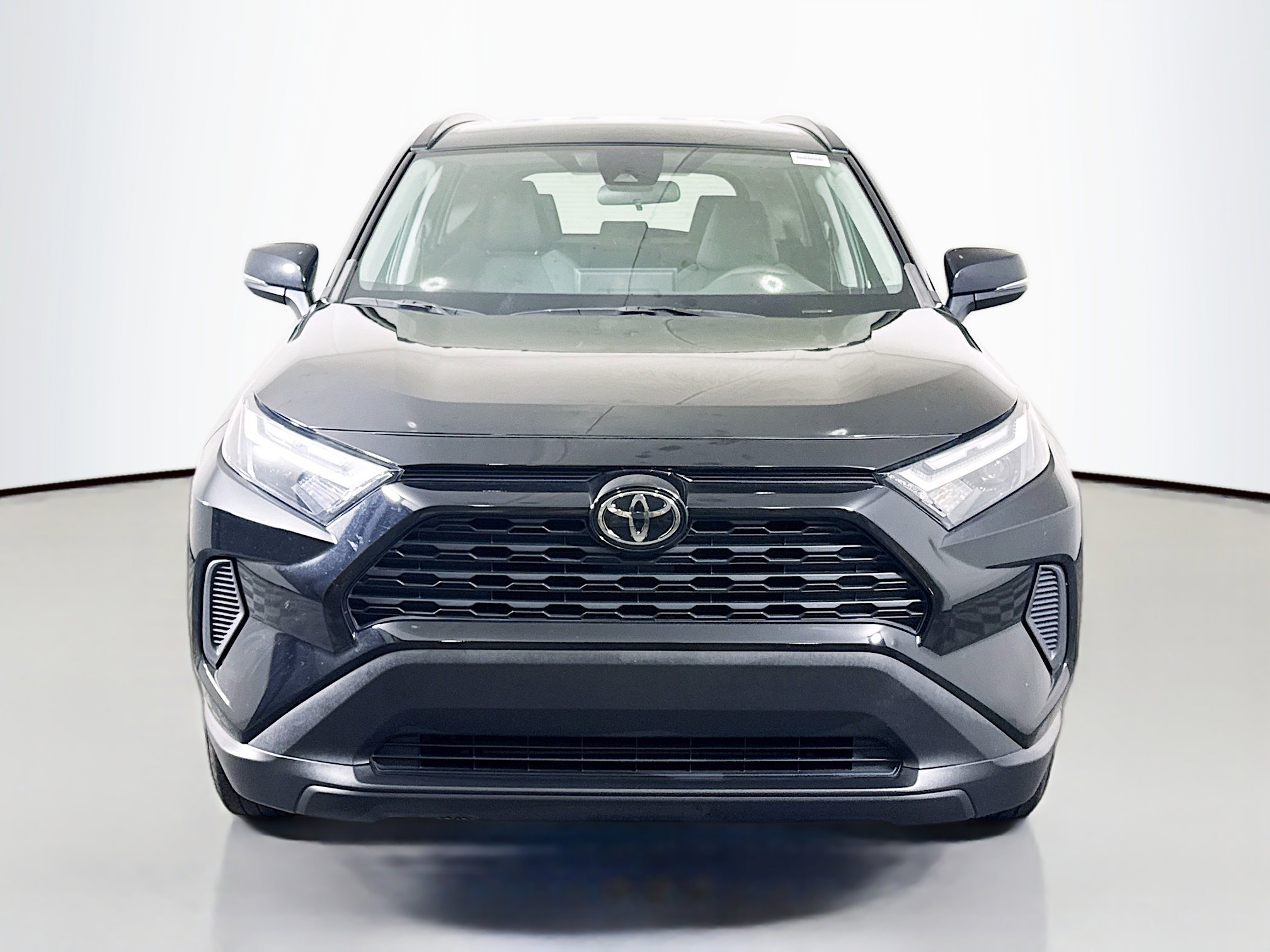 Used 2022 Toyota RAV4 XLE with VIN 2T3W1RFV3NC196213 for sale in Kansas City