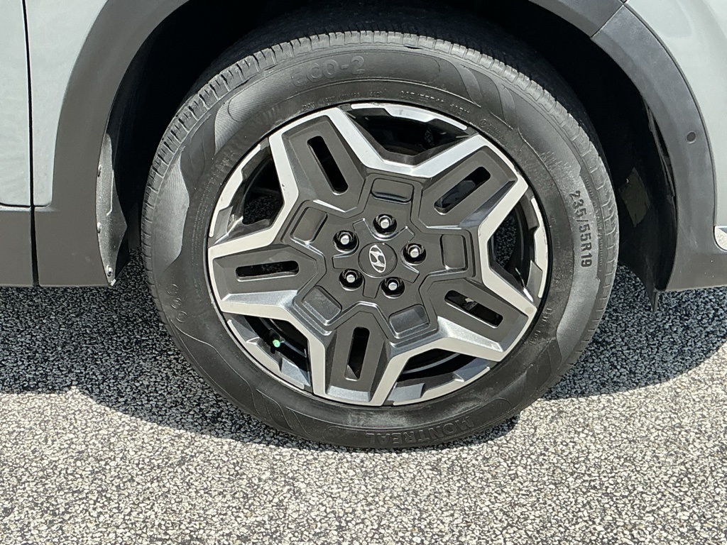 2023 Hyundai Santa Fe Limited photo 4