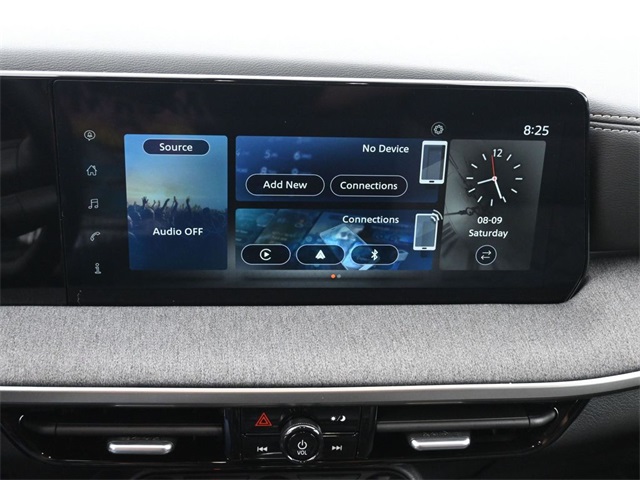 2025 Nissan Kicks SV photo 3