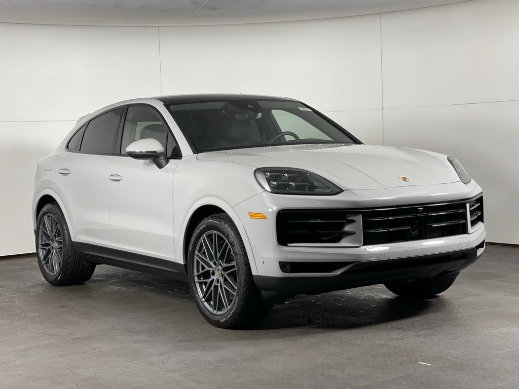 2025 Porsche Cayenne Coupe photo 9
