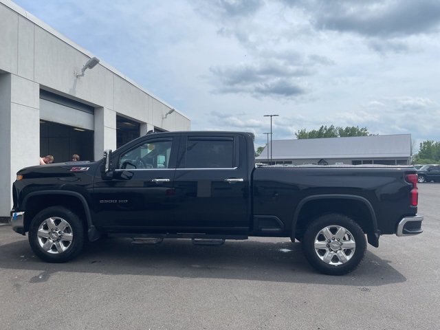 2020 Chevrolet Silverado 2500HD LTZ photo 3