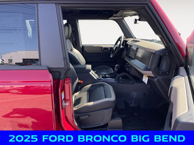 2025 Ford Bronco Big Bend photo 14