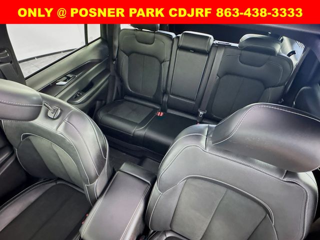 2023 Jeep Grand Cherokee Altitude photo 18