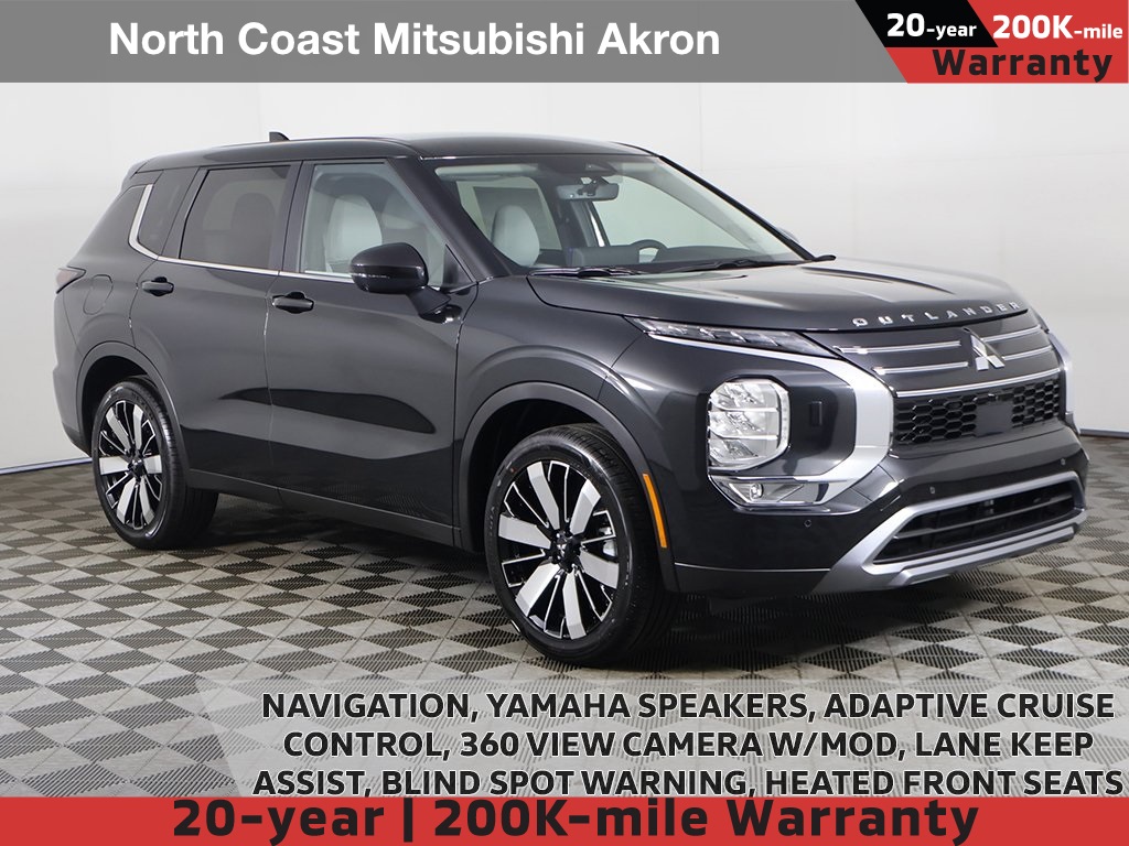 2025 Mitsubishi Outlander SE's photo