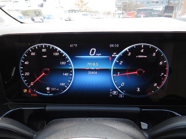 2023 Mercedes Benz GLA 250 4MATIC photo 3