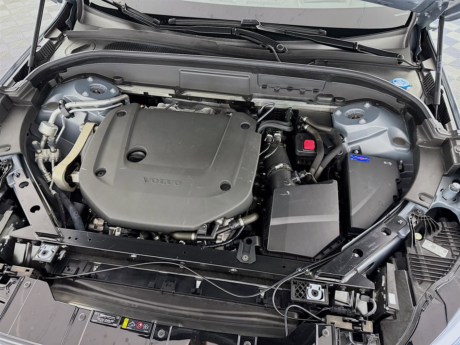 2023 Volvo XC60 Ultimate photo 29