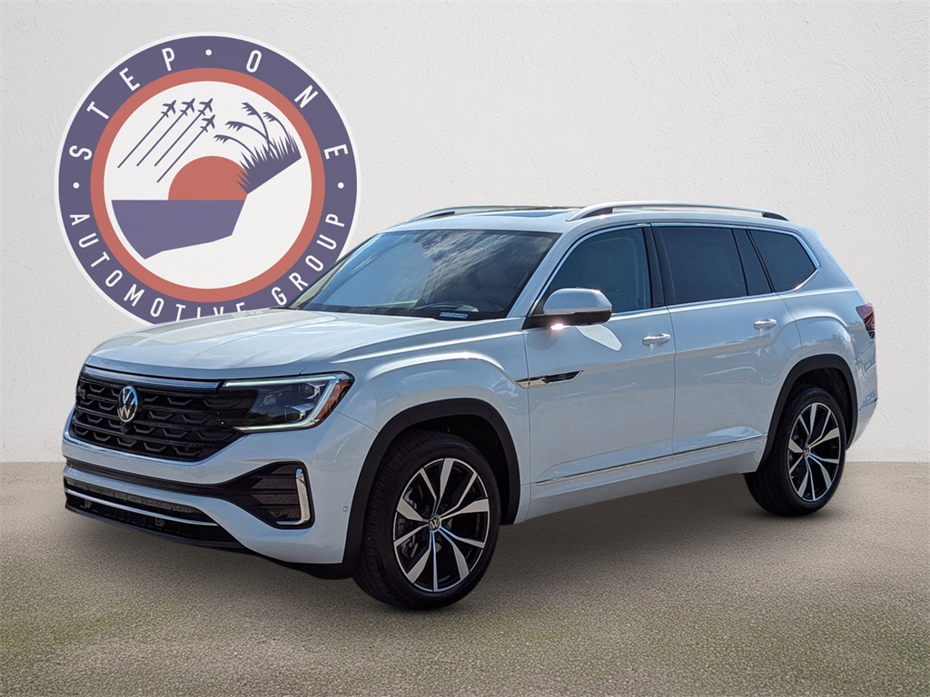 2026 Volkswagen Atlas SEL Premium R-Line photo 2