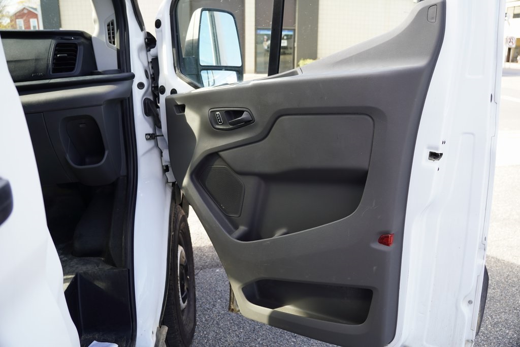 2023 Ford Transit photo 4