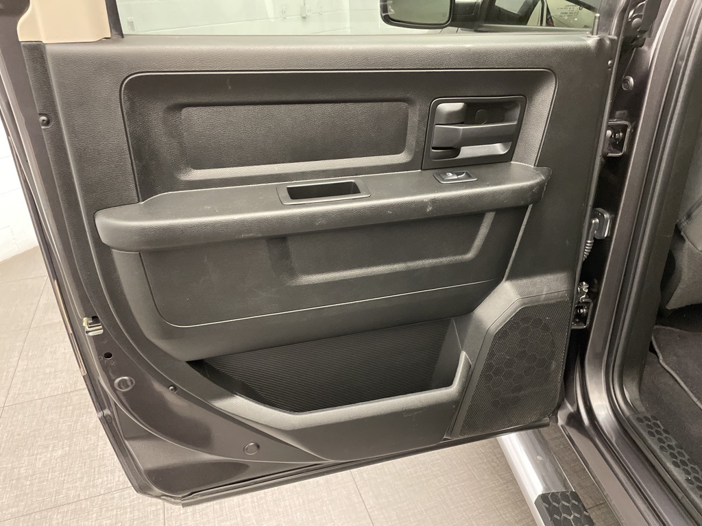 2021 Ram 1500 Classic Tradesman photo 19
