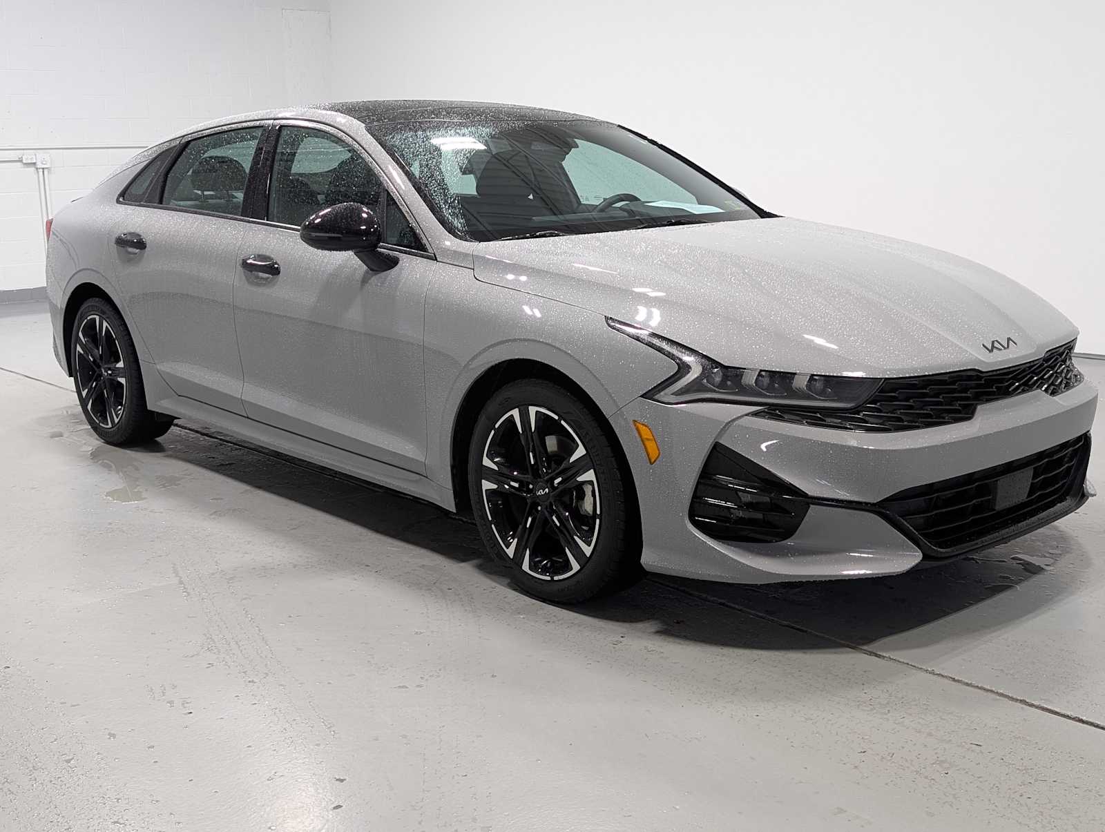 2023 Kia K5 GT-Line photo 4