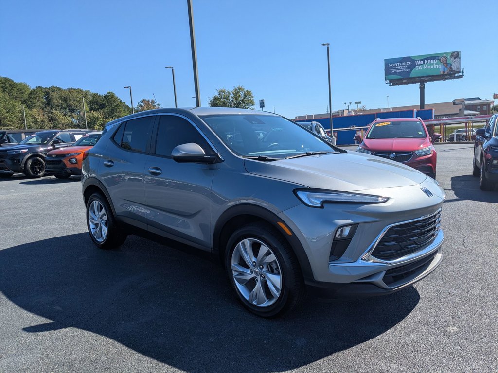 2024 Buick Encore Preferred photo 2