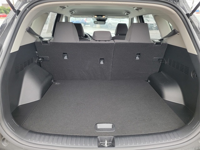 2023 Kia Seltos LX photo 13
