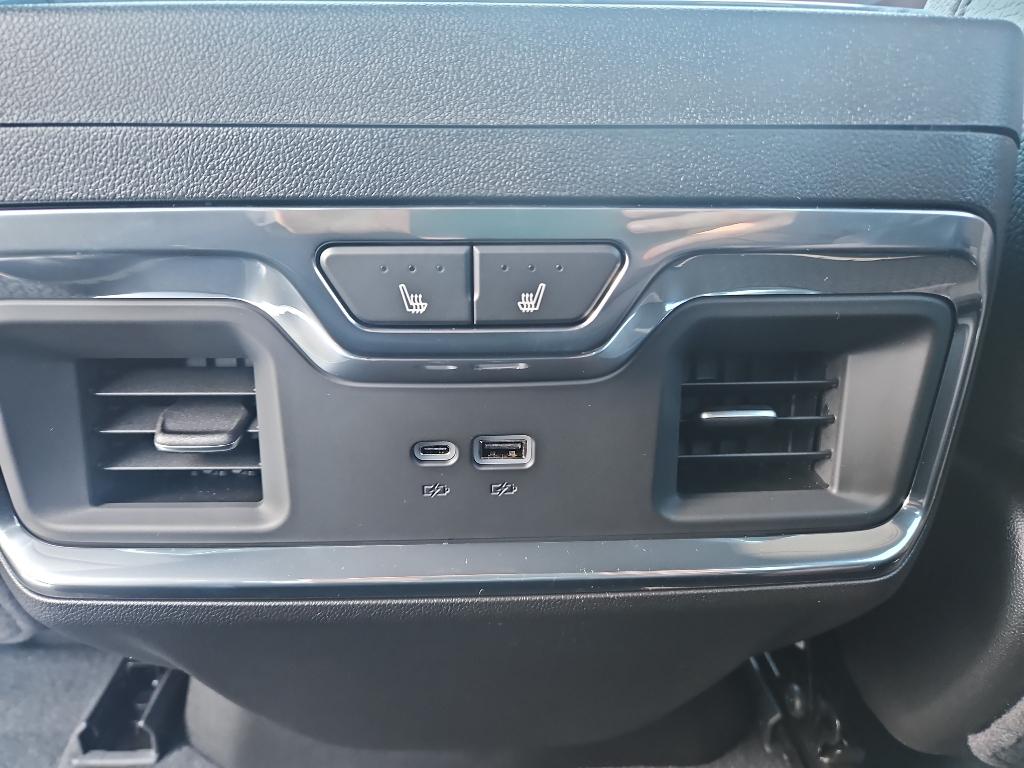 2025 Gmc Sierra 2500 HD Denali photo 16