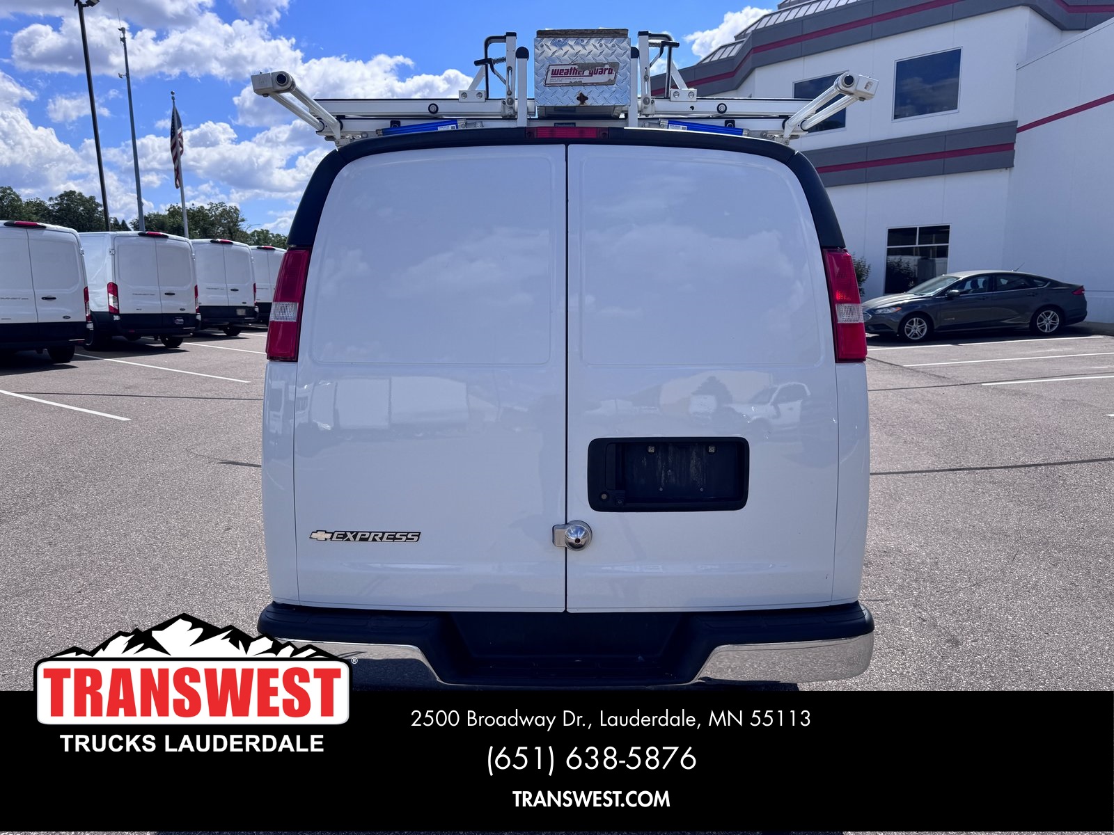 2021 Chevrolet Express 3500 Work Van photo 4