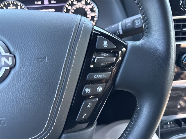 2021 Nissan Armada Platinum photo 33