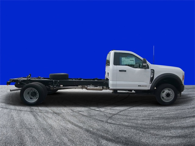 2025 Ford F-450 XL photo 2