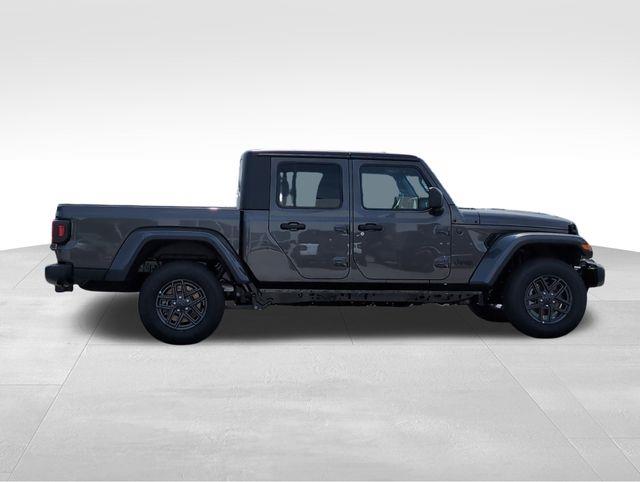 2025 Jeep Gladiator Sport S photo 6