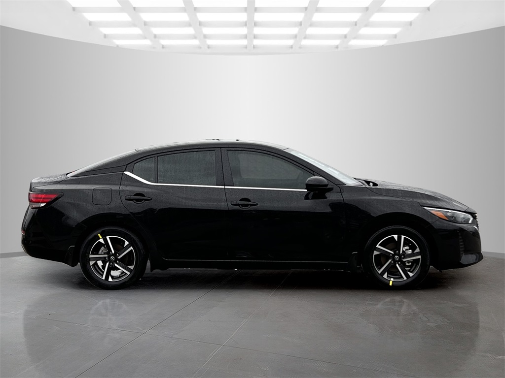2025 Nissan Sentra SV photo 4