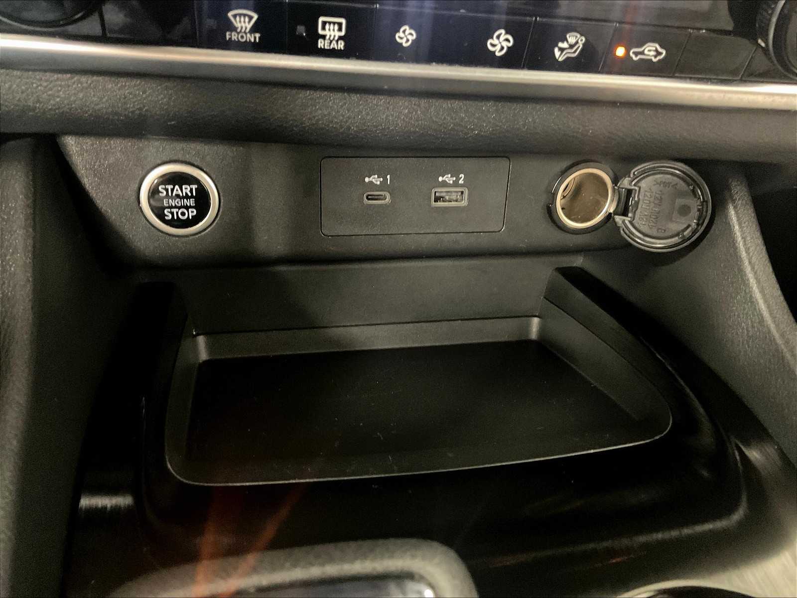 2023 Nissan Rogue SV photo 25