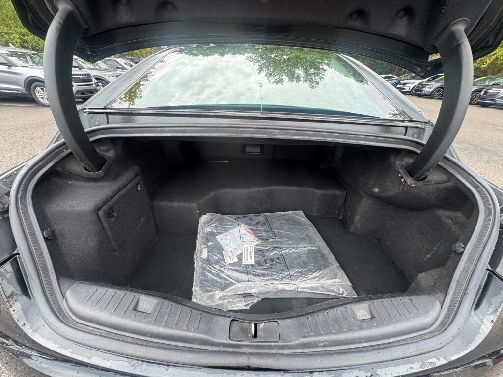 2015 Lincoln MKZ Hybrid photo 18