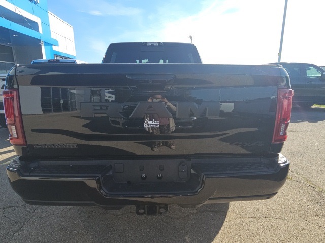 2025 Ram 2500 Laramie photo 4