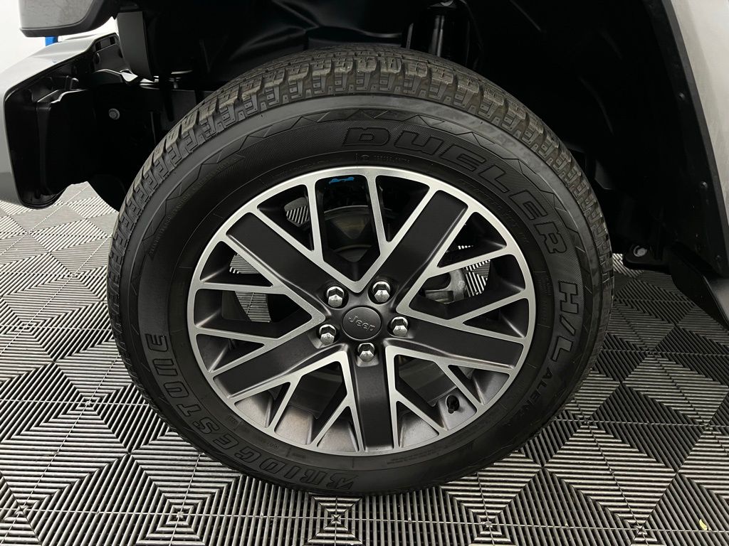 2022 Jeep Wrangler Unlimited Sahara High Altitude 4xe photo 8