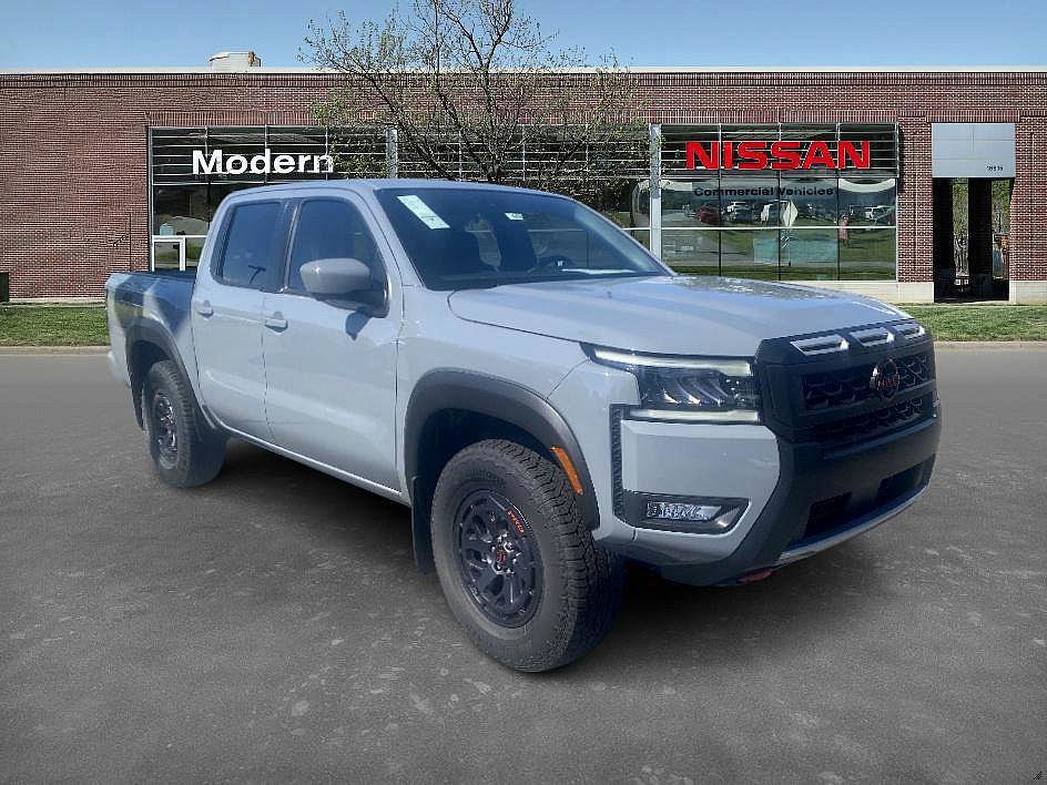 2026 Nissan Frontier Crew Cab PRO-4X photo 3