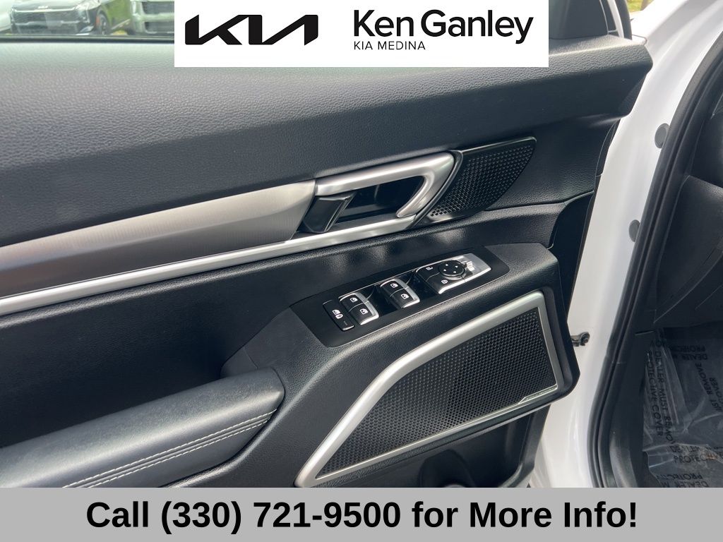 2023 Kia Telluride LX photo 24